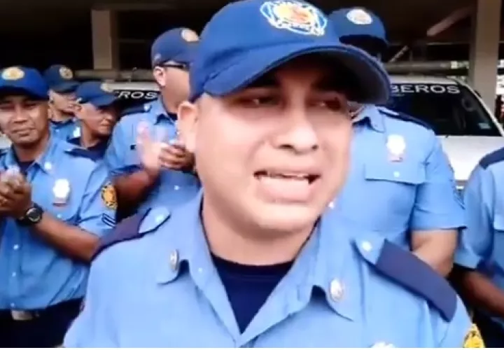 Los bomberos de Herrera y Los Santos hacen una serie de exigencias a las autoridades.