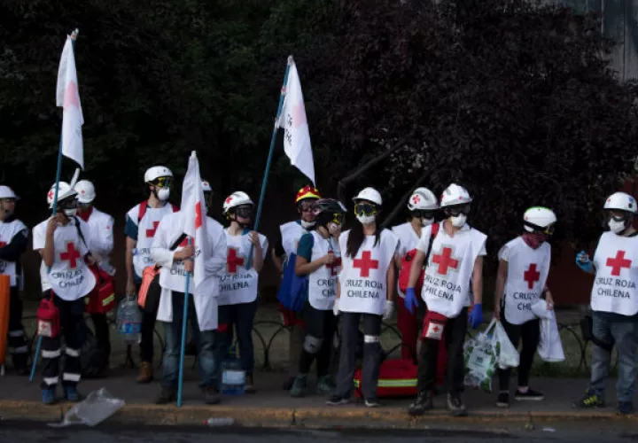 chile_ayuda_a_manifestantes1.jpg