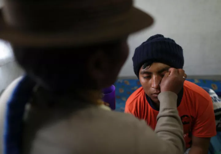 Los dos jóvenes fueron alcanzados por proyectiles en un duro enfrentamiento con las fuerzas armadas que se prolongó durante horas en Cangahua, una aldea rural del municipio de Cayambe, en los Andes ecuatorianos.