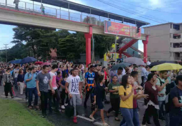 Universidad Tecnológica de Panamá se une a protesta contra Reformas Electorales. Foto/Cortesía