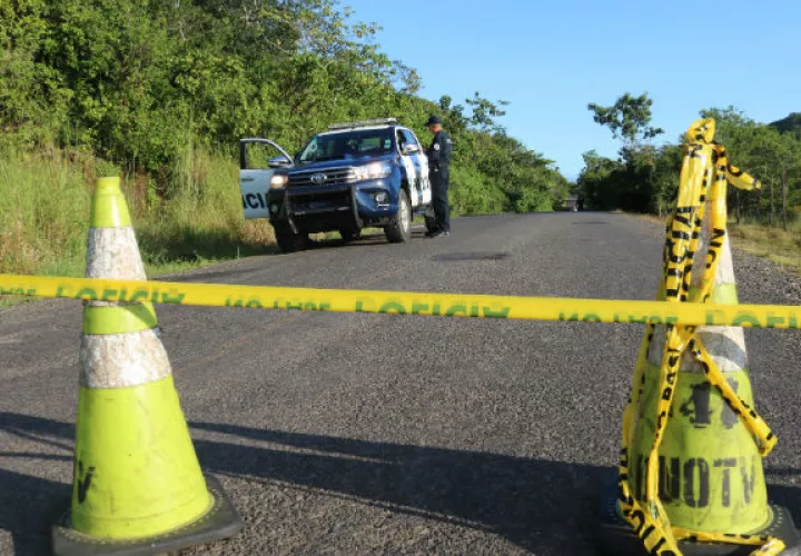 Los cadáveres  fueron encontrados en la carretera nacional hacia el distrito de Las Palmas. Foto: Melquíades Vásquez.  