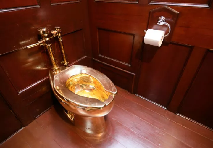 Unos ladrones lograron llevarse un inodoro de oro sólido de la casa familiar de Winston Churchill, en Inglaterra. Foto/ Leon Neal/Getty Images.