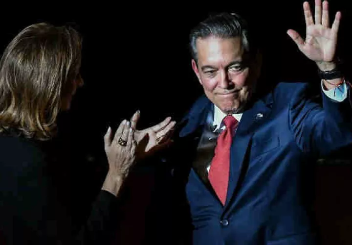 Laurentino Cortizo Viajará a  México y Colombia. Foto/Archivo