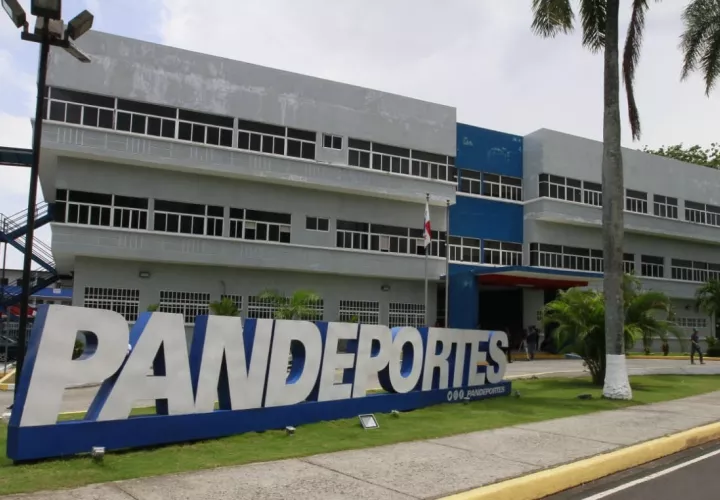 La investigación de esta causa inició de oficio por la nota en un diario de la localidad sobre supuesta malversación de fondos públicos otorgados por Pandeportes a federaciones deportivas. 