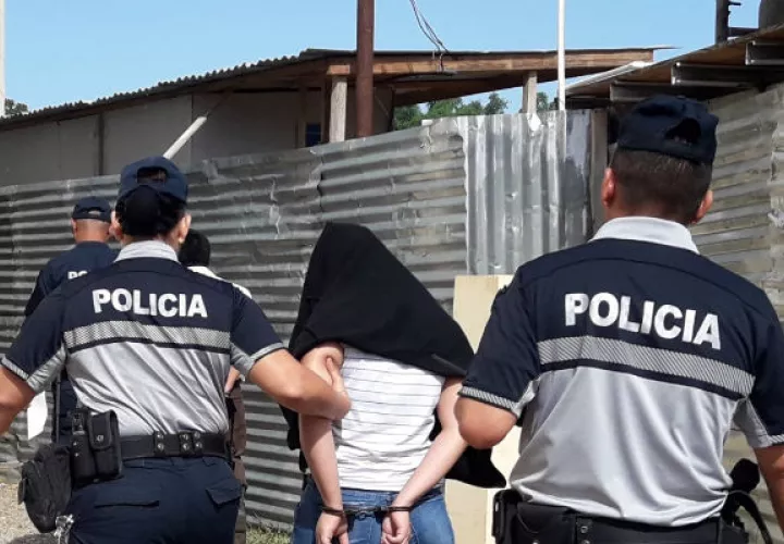 La agresora está a órdenes de autoridades competentes. Foto: Mayra Madrid. 