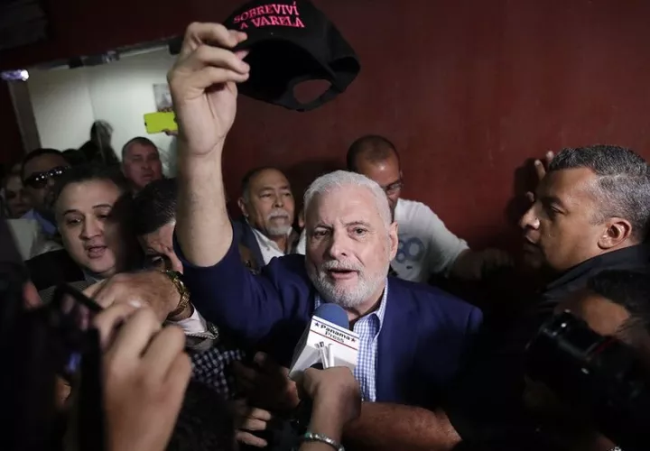 El expresidente Ricardo Martinelli fue declarado no culpable por un tribunal y quedó en libertad el 9 de agosto de 2019. Foto EFE