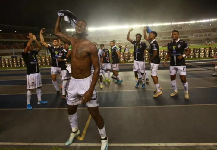 La celebración fue de Tauro Foto Anayansi Gamez