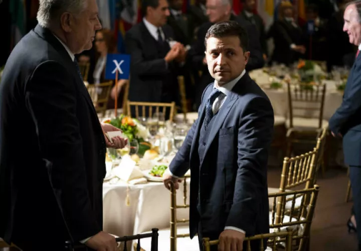 Algunos europeos están decepcionados por cómo el presidente Volodymyr Zelensky buscó congraciarse con el presidente Trump. Foto/ Doug Mills/The New York Times.