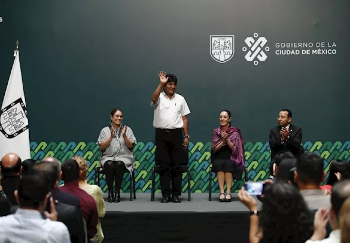"Ganamos cuatro elecciones consecutivas. Hemos tomado en cuenta a los distintos sectores sociales. Al inicio de mi gestión no había mucha participación del sector industrial", asegura el ex mandatario. 