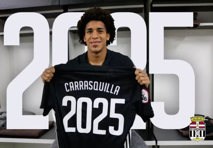 Adalberto "Coco" Carrasquilla estaba en calidad de cedido al Cartagena de España por el club panameño Tauro F.C. 