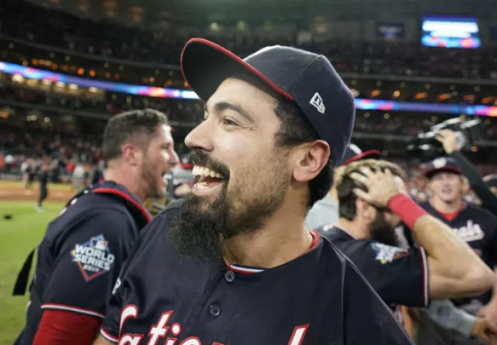 Anthony Rendon pegó batazos importantes para los Nacionales. Foto AP