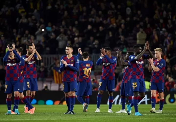 Jugadores del Barcelona. Foto:EFE
