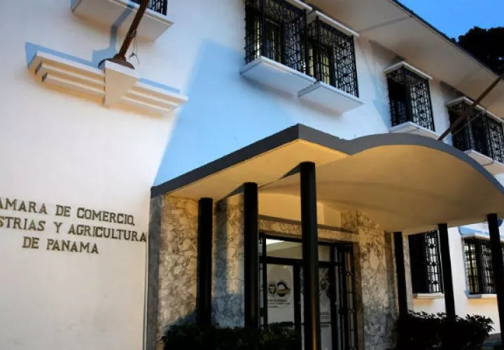 La Cámara de Comercio considera que mientras se crea una nueva institución, AUPSA debe seguir trabajando responsablemente. 