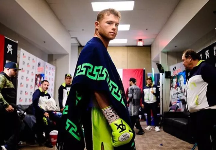 Canelo venció a inicios de noviembre a Kovalev.