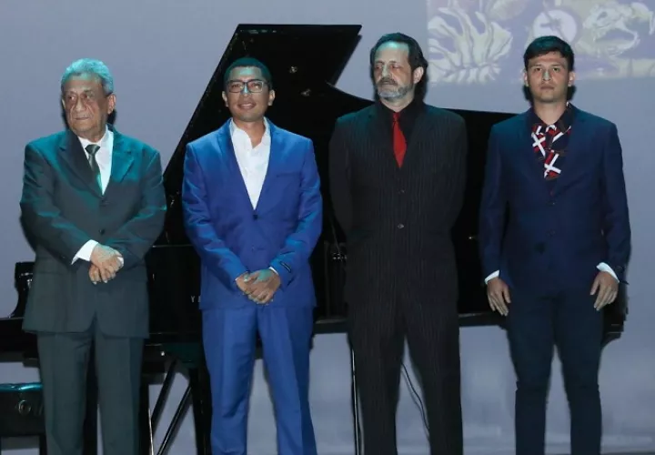 Ganadores de la Categoría Arte Digital.  Foto: Cortesía