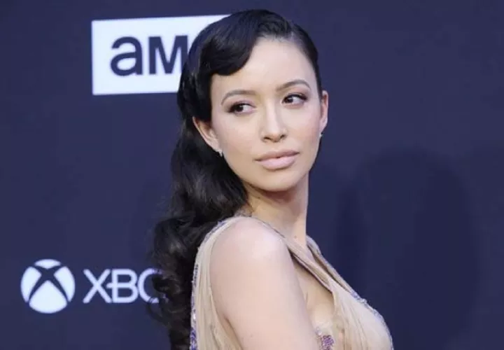 Christian Serratos interpretará a Selena. 