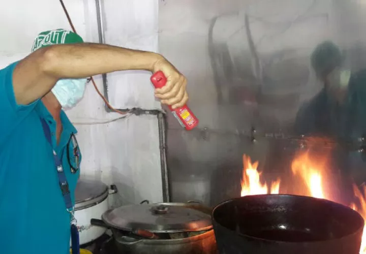 La Acodeco realizó unas 214 verificaciones de grasas. Foto: Acodeco.
