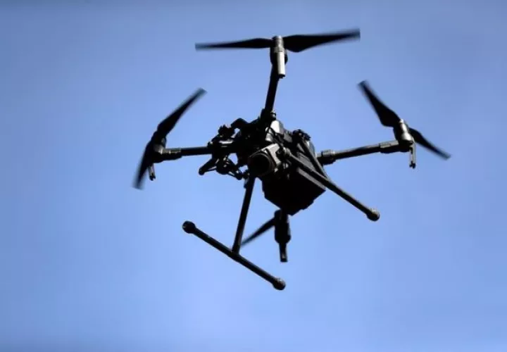 Las pesquisas todavía no han ofrecido unas conclusiones claras sobre lo ocurrido y sobre el origen del dron, pero una vez finalizadas serán hechas públicas.