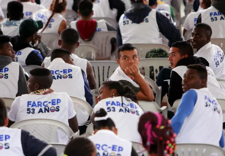 Miembros de las FARC, dejaron las armas poco a poco según el plan de desmovilización que se había proyectado con el acuerdo de paz. 