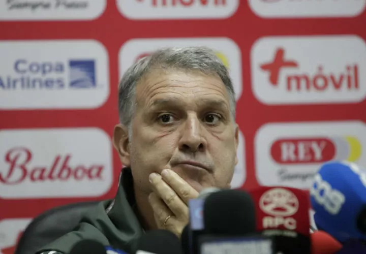gerardo_tata_martino_panama_rommal_fernandez_mexico_efe__0.jpg