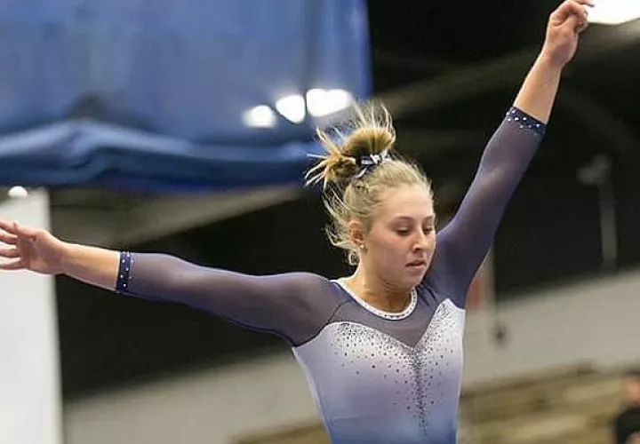 Melanie Coleman fue capitana del equipo de gimnasia en la secundaria.