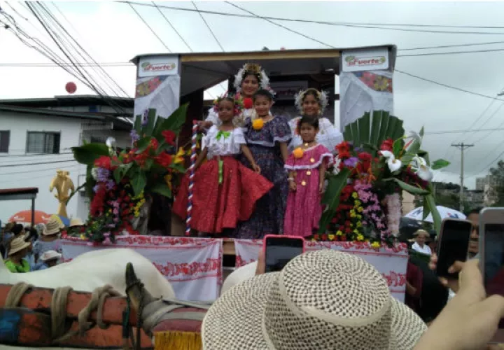 Desfile de carretas. Foto/ Yai Urieta