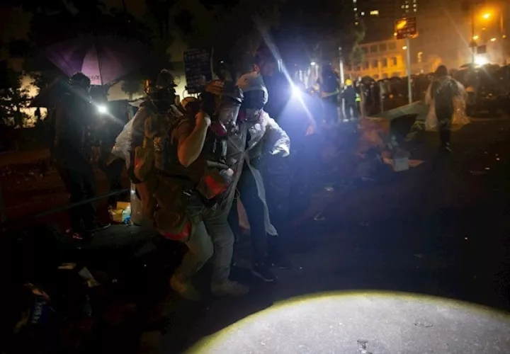 No estaba claro si alguno de los manifestantes que estaban en la Universidad Politécnica de Hong Kong había logrado escapar.