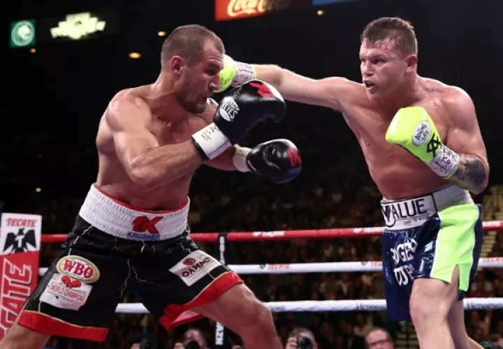 Canelo sigue demostrando su nivel.