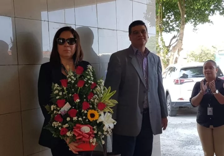 Otilia Vergara de Valderrama, aseguró que se mantendrá en su puesto de trabajo en Las Tablas, ya que asumirá únicamente en ausencias de su principal, por licencias o cuando tenga impedimento en algún caso. FOTO/Thays Domíguez