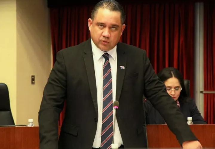 Marcos Castillero aseguró que continuarán con el proyecto de reformas a la Carta Magna. Foto: Panamá América.