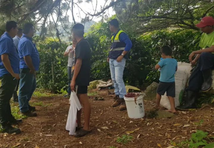  Los operativos se realizaron por parte de funcionarios del Departamento de Inspección de Menores. Foto: Mayra Madrid. 