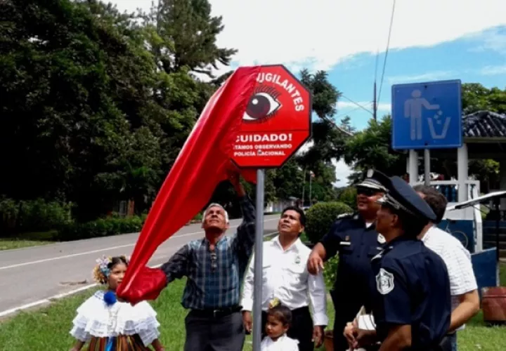 A través del programa vecinos vigilantes promueven la participación ciudadana.