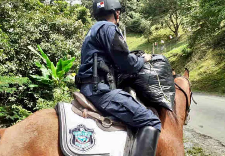Policía Montada opera de manera preventiva en el Valle de Antón. Foto/Cortesía