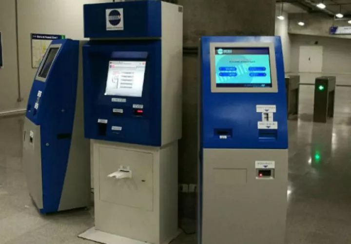 Las recargas se podrán hacer en las 51 máquinas del Metro de Panamá. / Foto: Epasa