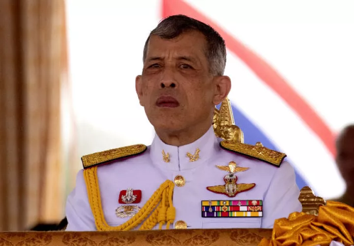 Rey Maha Vajiralongkorn de Tailandia es menos reservado que su padre. Foto/ Sakchai Lalit/Associated Press.