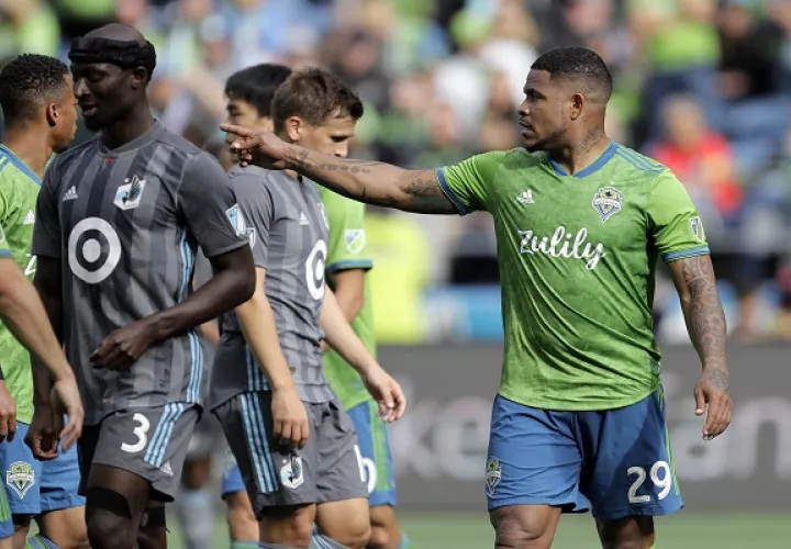 Román Torres se coronó con Sounders en la pasada temporada. Foto:AP