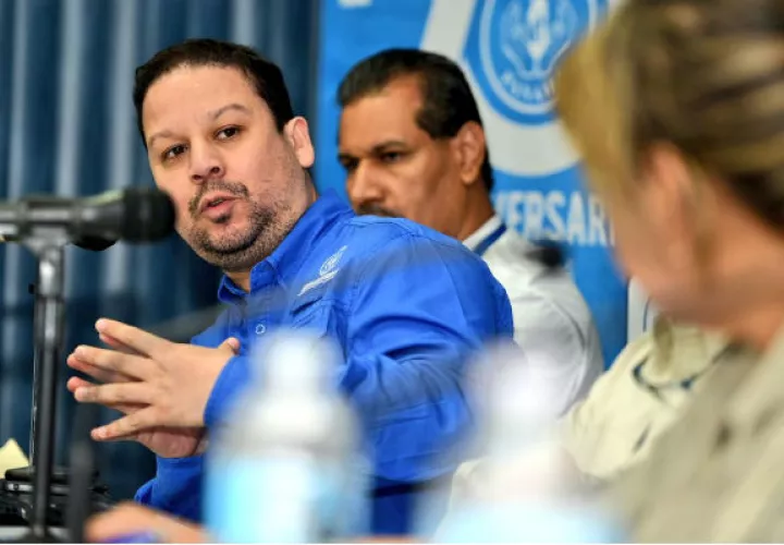 En algunas ocasiones Sergio Alemán fungió como subdirector de la CSS encargado.
