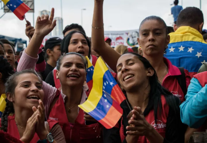 Cientos de opositores se manifiestan en Caracas (Venezuela). Foto: EFE.