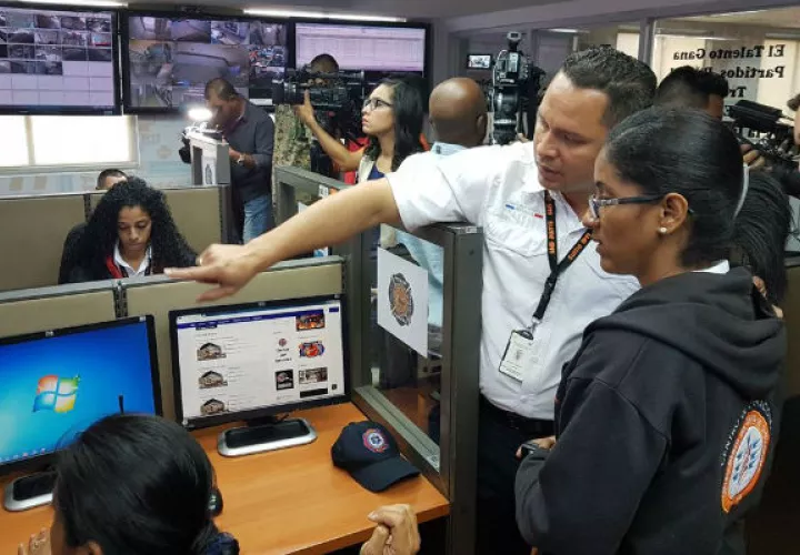 Los técnicos de la plataforma trabajan para restablecer el servicio. Foto: Panamá América.