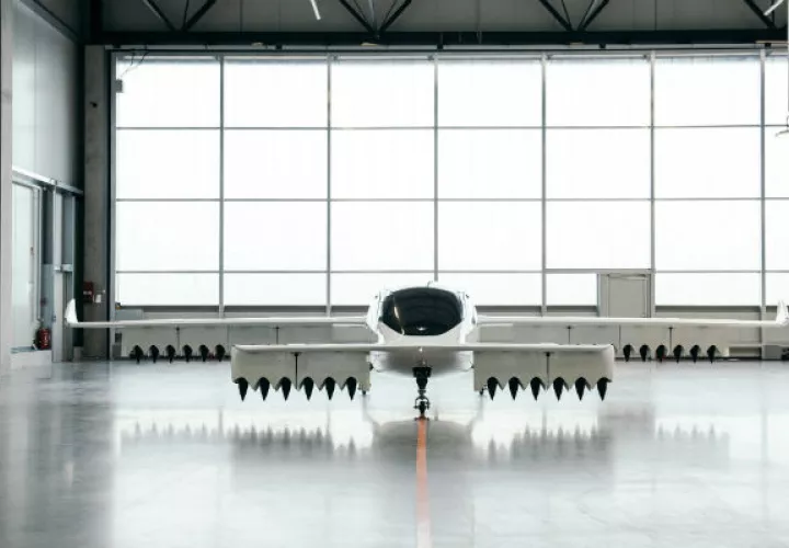 Lilium es una de 20 compañías construyendo taxis aéreos. El prototipo tiene 36 motores. Foto/ Felix Schmitt.