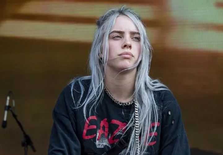 La joven cantante tiene diversas nominaciones en los Grammy.  AP