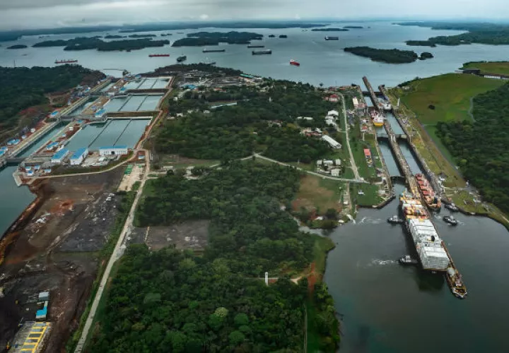 Dentro de los aportes directos se incluye B/.1.94 millón en pago por servicios prestados al Canal por otras entidades del Estado.