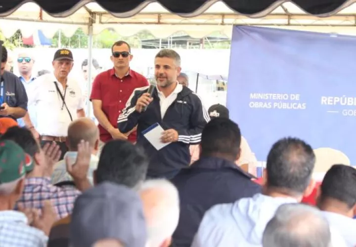 Más de 500 personas asistieron a la consulta pública del proyecto, en Volcán. Foto de Cortesía