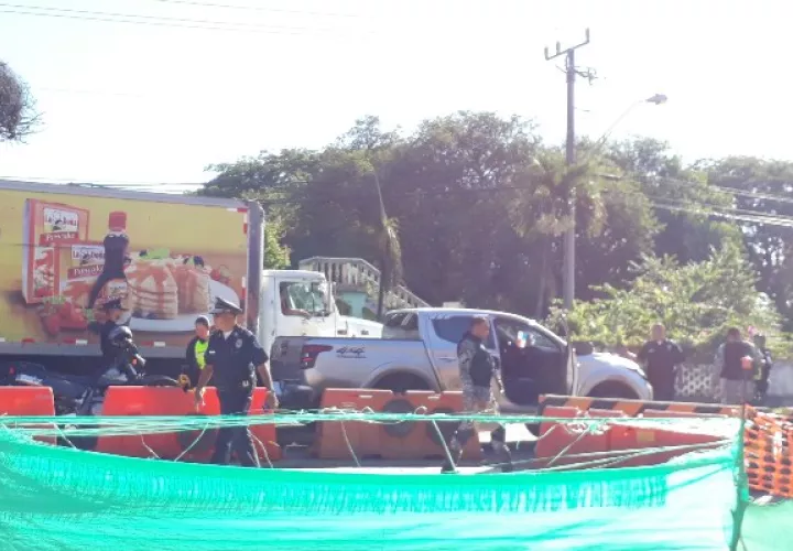 Trascendió que el portador del arma de fuego cuenta con antecedentes penales, por lo que fue puesto a órdenes de las autoridades. Foto/Thays Dompinguez