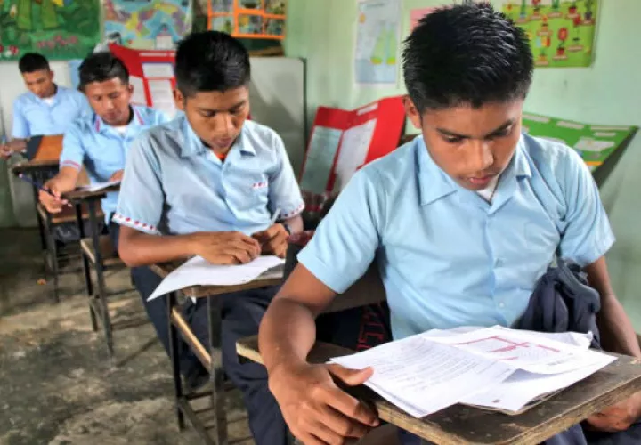 Sólo se podrán inscribir estudiantes con hasta tres materias reprobadas.