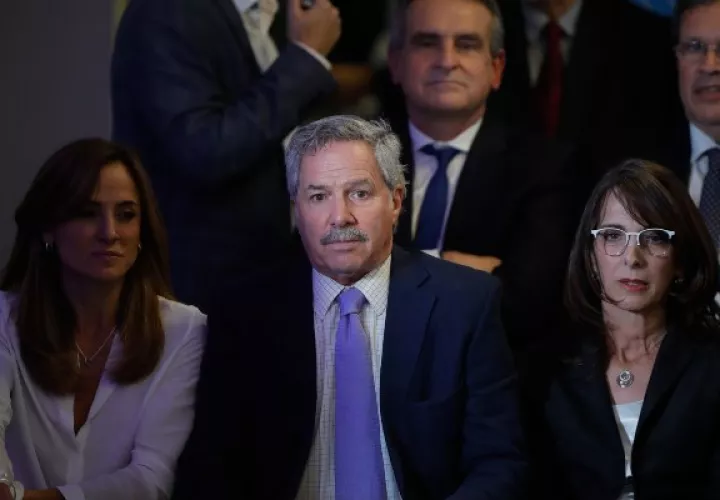 El canciller argentino Felipe Solá, dijo que se busca garantizar la protección del ex presidente Evo Morales. FOTO/EFE