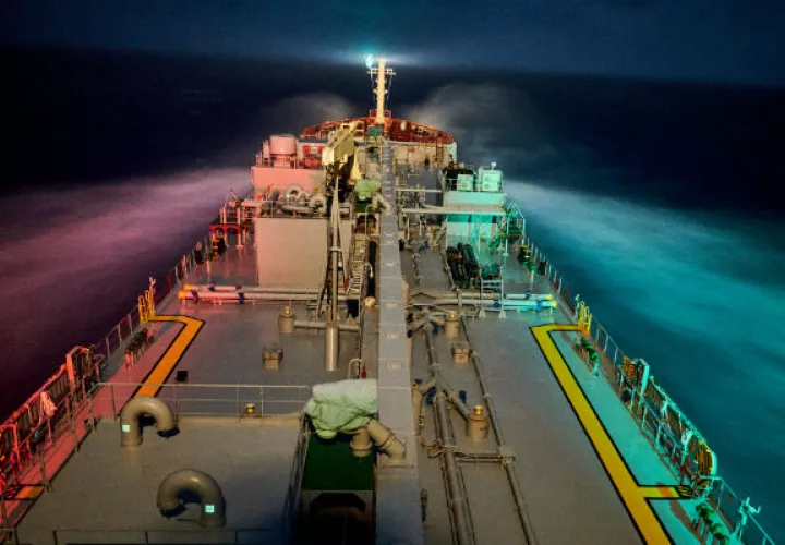 El UBC Cyprus, como muchos barcos, depende de una tripulación filipina. Un viaje reciente de Japón a Filipinas. Foto/ Jes Aznar.