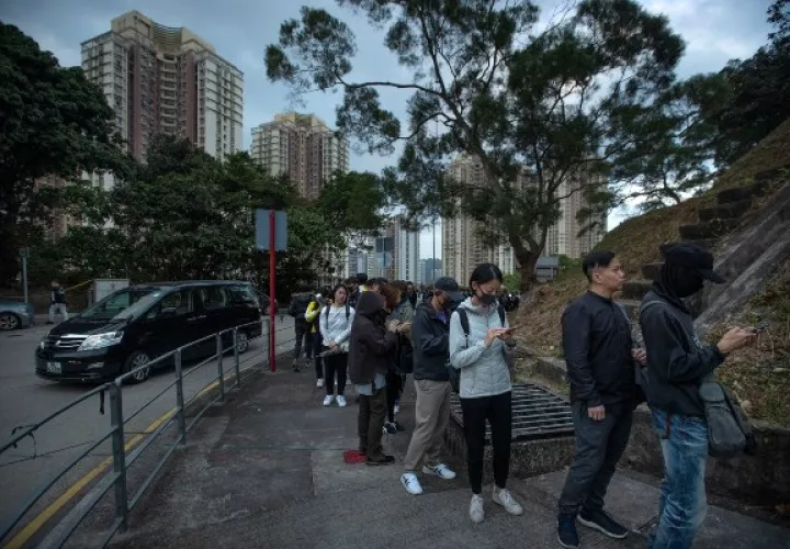  Hubo una concentración de estudiantes de secundaria en la que pidieron la liberación de los casi 3,000 menores de edad detenidos por la policía desde el inicio de las protestas. FOTO/AP