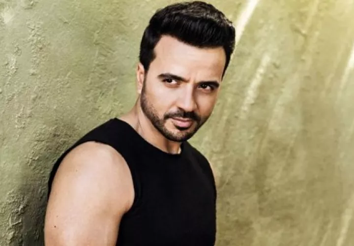 Luis Fonsi.
