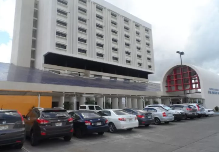 El propietario de los animales, procedió a trasladar al menor a un centro hospitalario.